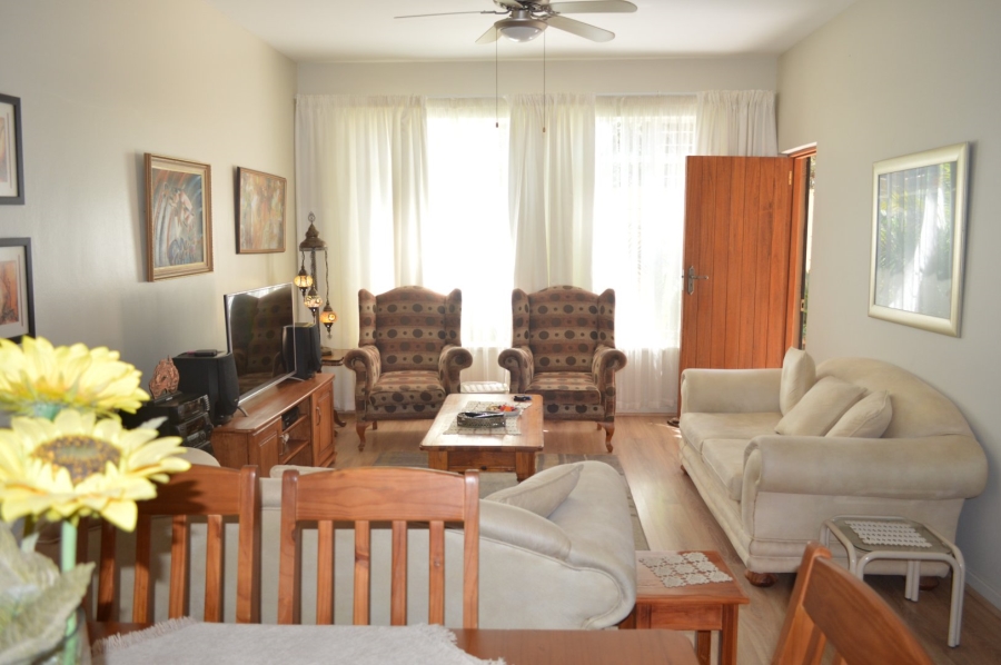 2 Bedroom Property for Sale in Flimieda North West
